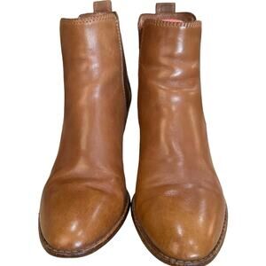 Madewell The Regan leather Chelsea boot size 8 in brown pull on size gored